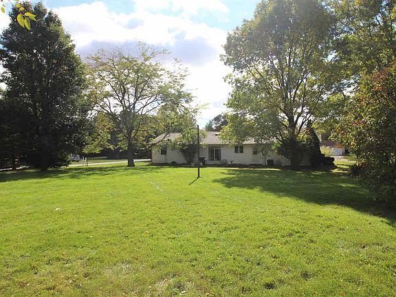 3rd image of 311 E McClure Ln
