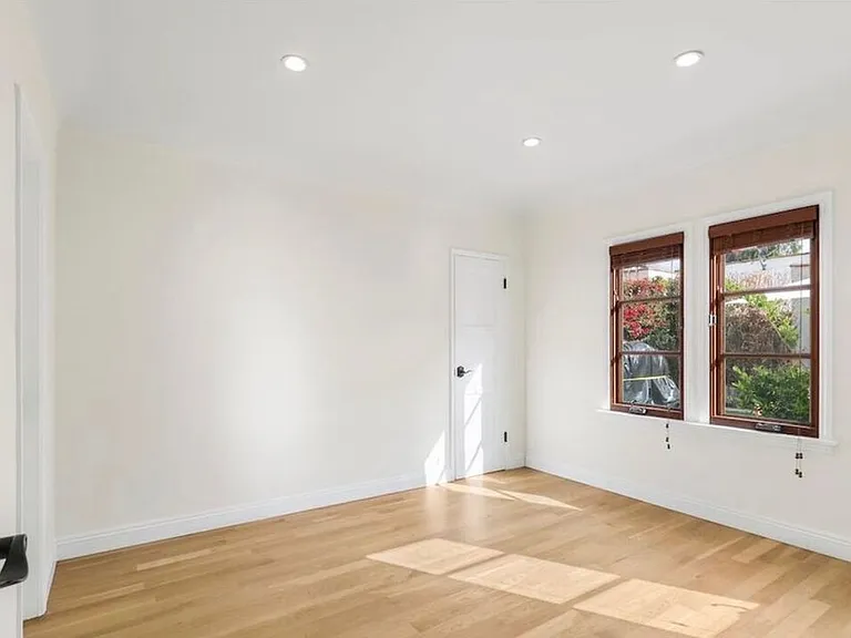 1018 S Stanley Ave — Photo 18
