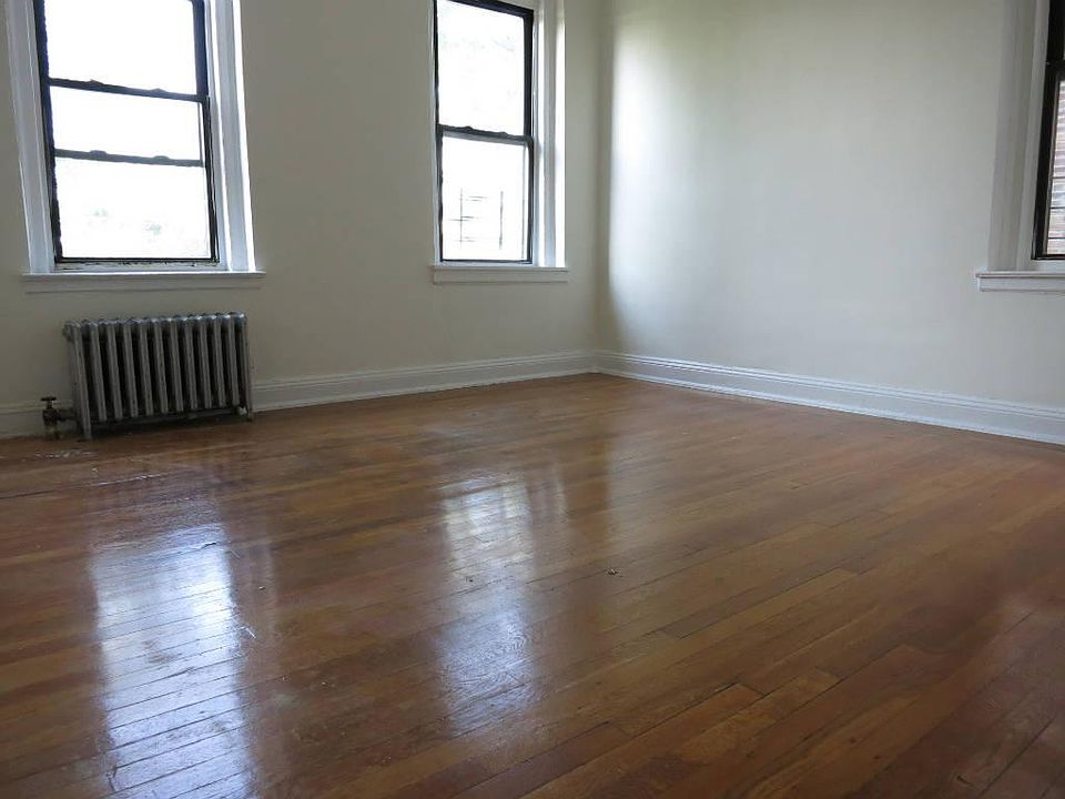 1st image of 4309 47th Ave APT 4A