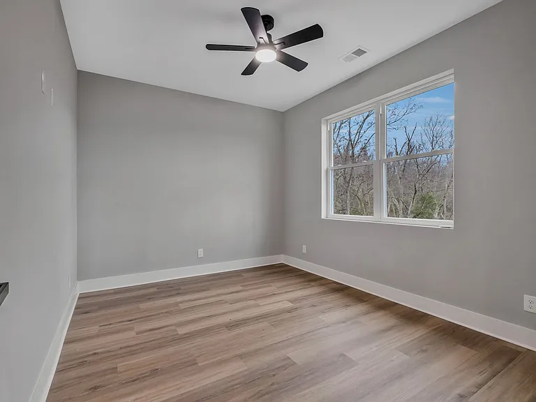 125 Scenic Ln — Photo 17