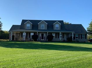 921 Western Rd, Castleton, NY 12033