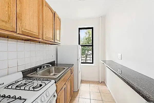 Rented by Corcoran | media 7