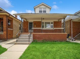 5943 W Waveland Ave, Chicago, IL 60634