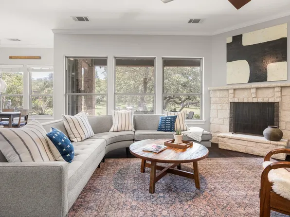 1135 Blue Ridge Dr, Dripping Springs, TX 78620