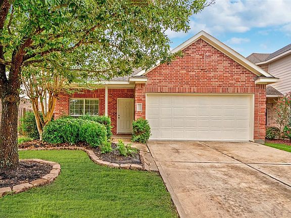 3rd image of 26414 Richwood Oaks Dr