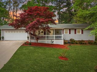 401 Pine Valley Rd, Powder Springs, GA 30127