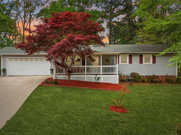 401 Pine Valley Rd, Powder Springs, GA 30127