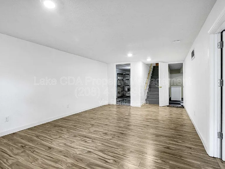 506 S 15th St — Photo 23