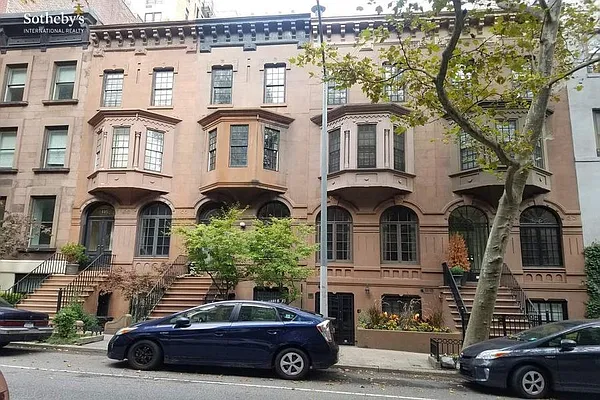 Sold by Sotheby's International Realty | media 6