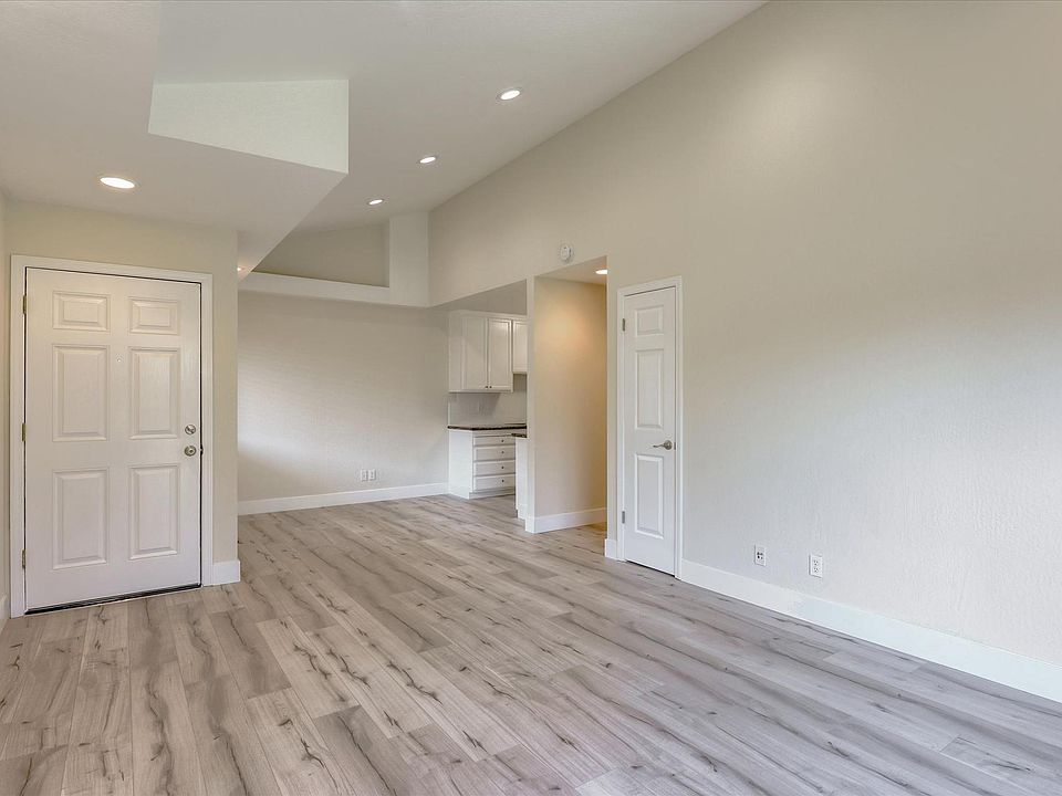 1st image of 28 Kim Louise Dr APT 2