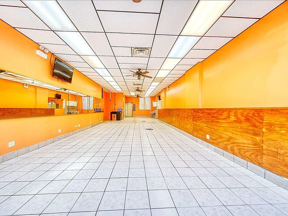 5th image of 2709 W Lawrence Ave #C