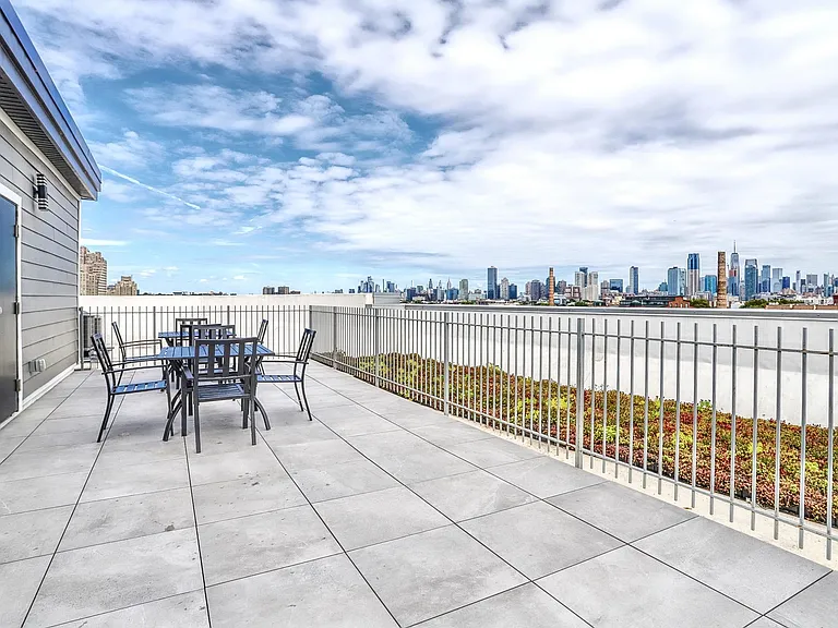 475 Communipaw Ave #409 — Photo 21