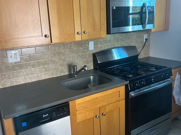 107-04 86th St #2, Ozone Park, NY 11417