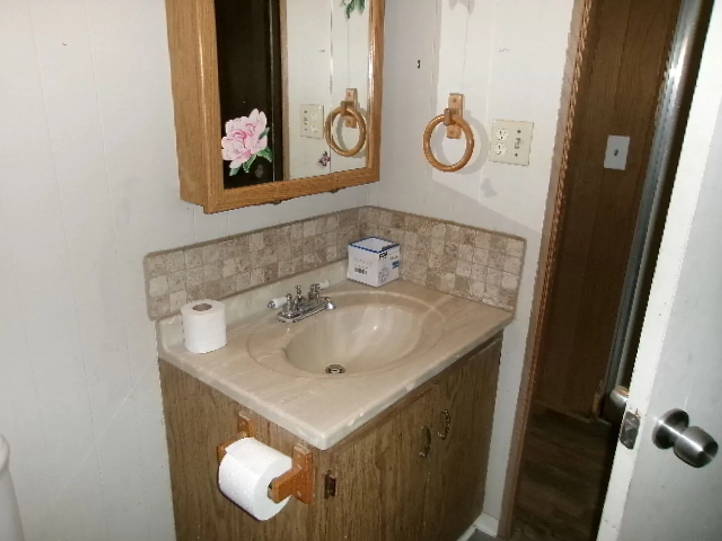 Remodeled 2 bed 1 bath with RV space — Photo 2