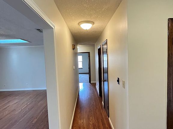 4th image of 2133 W Loren Cir