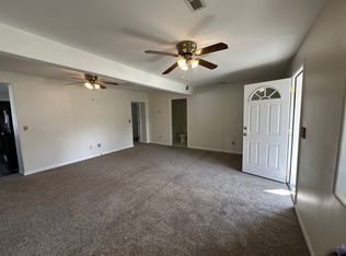 2739 Bleeker St, Oregon, OH 43616