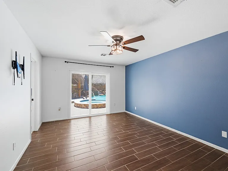 2607 Brom Bones Blvd — Photo 30
