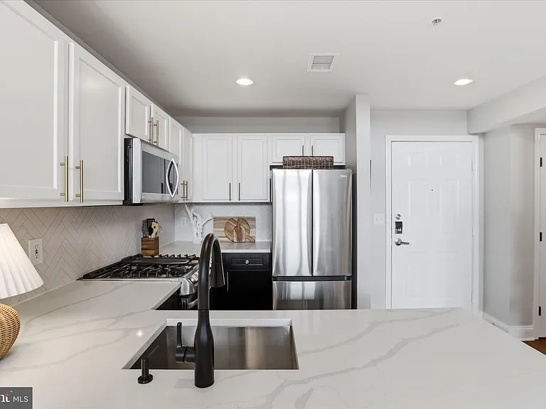 12000 Market St #488 — Photo 7