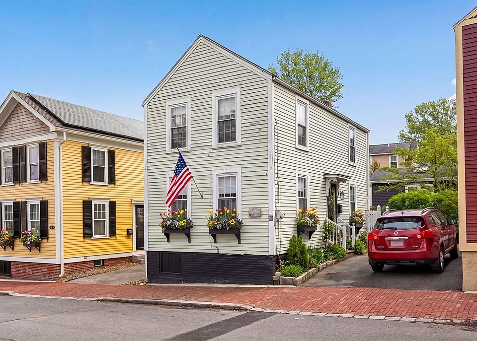 1st image of 17 Carter St