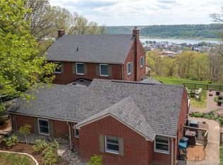242 Fairmount Dr, Madison, IN 47250