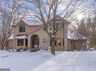 16799 Whittington Walk, Eden Prairie, MN 55346
