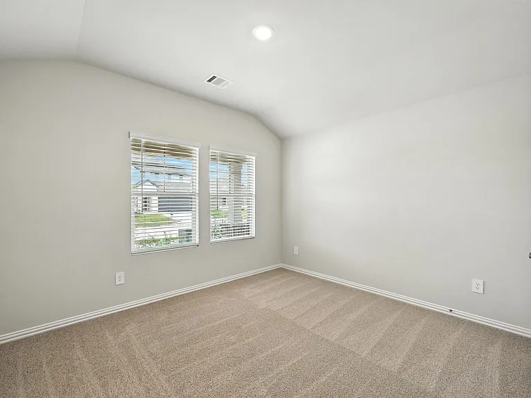 6629 Coyote Valley Trl — Photo 9