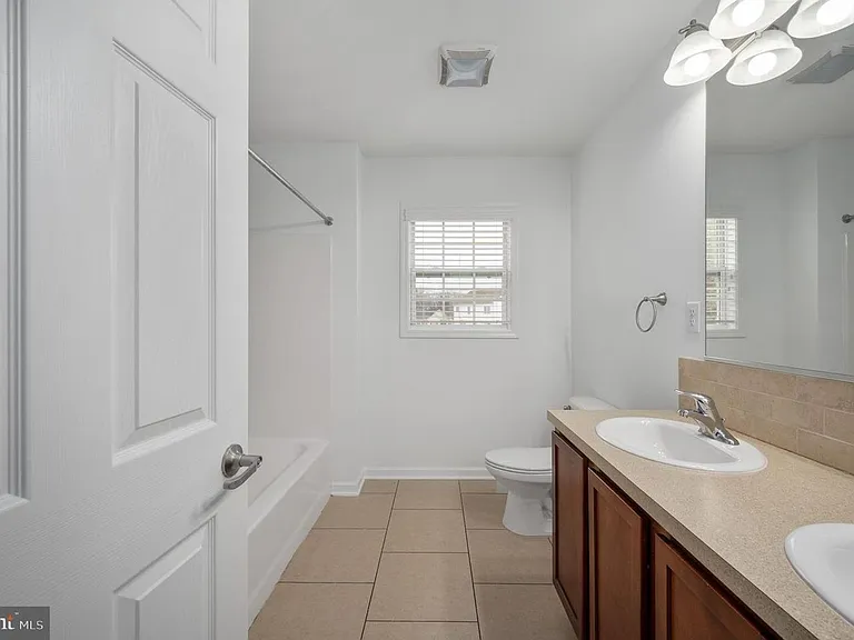 259 Olympic Dr — Photo 36