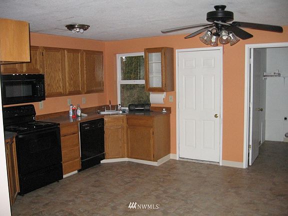 4th image of 611 S Lincoln Place