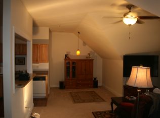 100 Dry Mill Rd SW UNIT 301, Leesburg, VA 20175