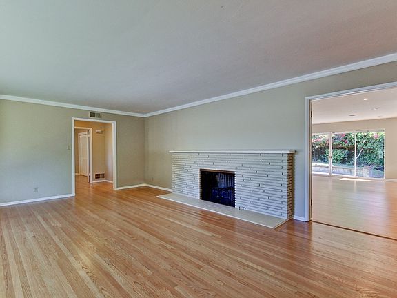 5th image of 1724 El Vista Cir