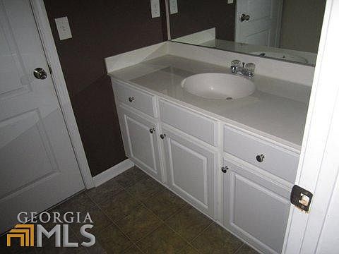 5th image of 80 Mulberry Dr