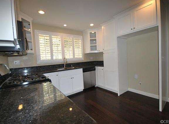 4th image of 1427 Valeview Dr