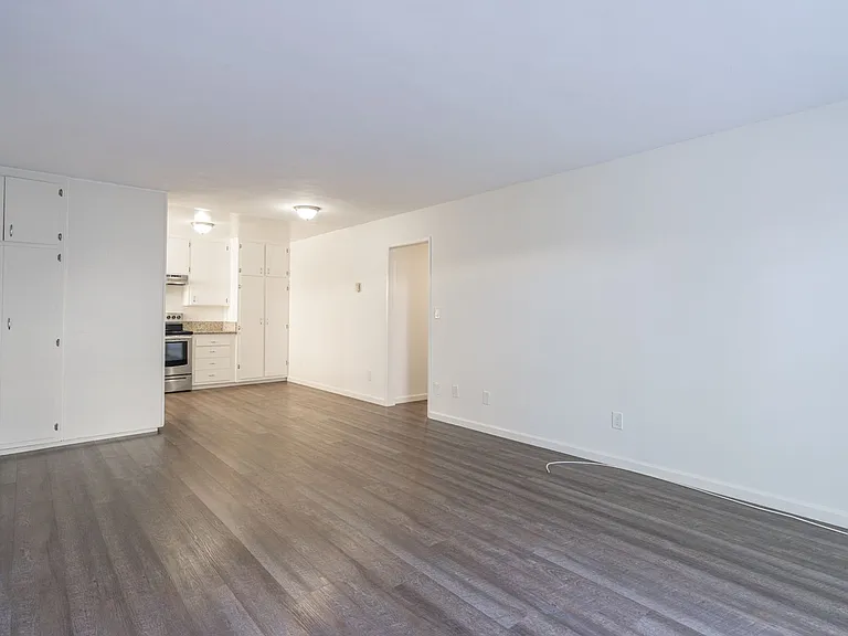10725 Acama St — Photo 94