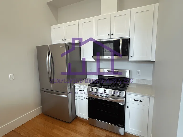 309 Central St #C — Photo 9