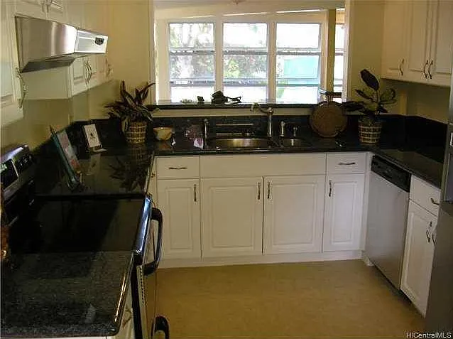 167 Makawao St — Photo 6