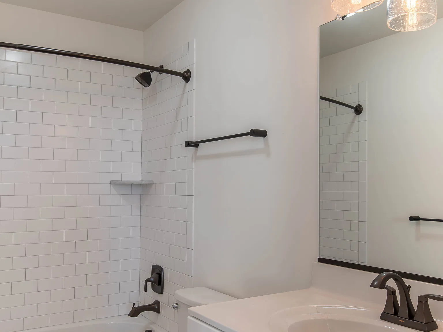 1 bed, 707 sqft, $1,700 — Photo 4