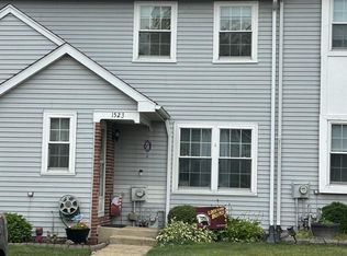 1523 Russett Dr, Warminster, PA 18974
