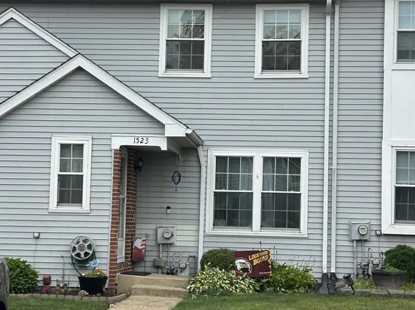 1523 Russett Dr, Warminster, PA 18974