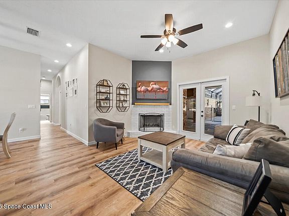 5th image of 35 River Ridge Dr