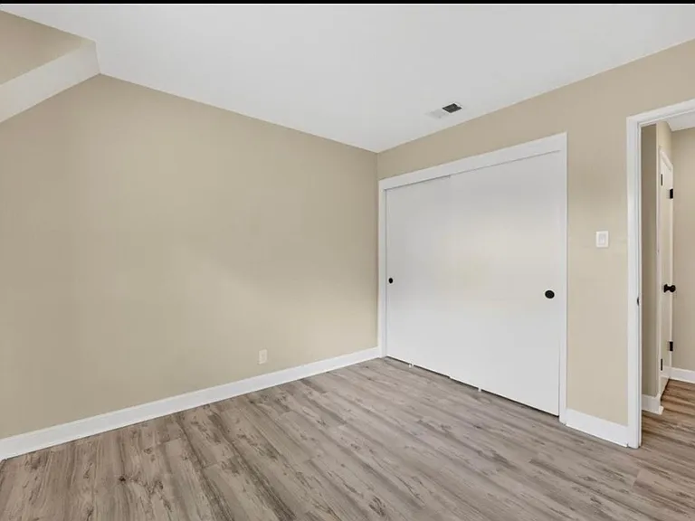 4549 Melody Dr — Photo 16
