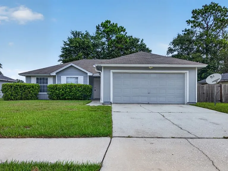 8519 Blazing Star Ct — Photo 1