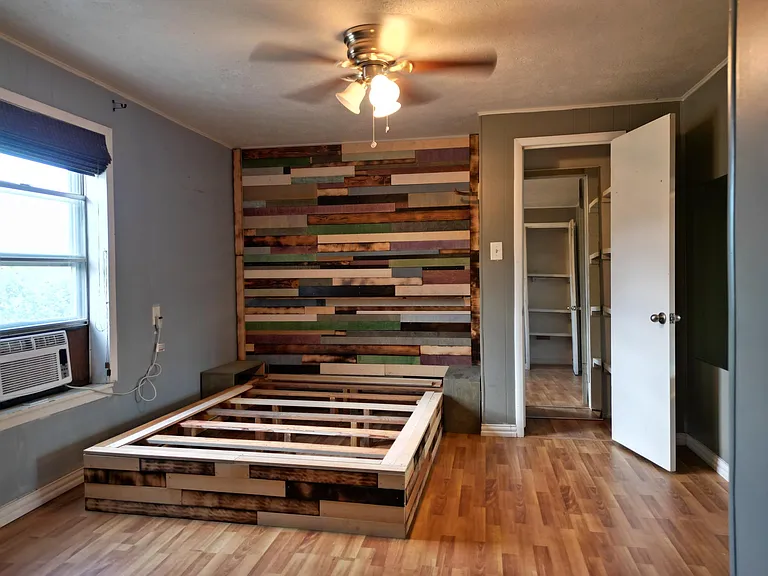 9405 E FM 174 — Photo 14