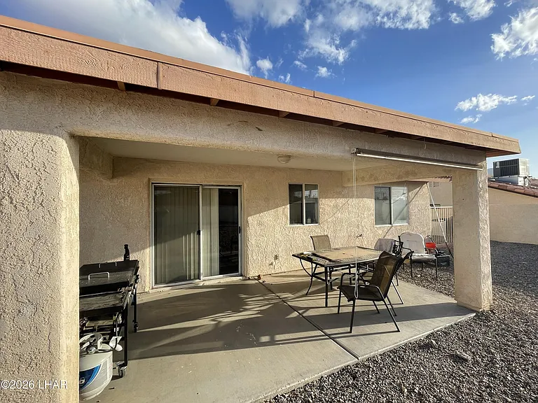 1071 Rolling Hills Dr — Photo 14
