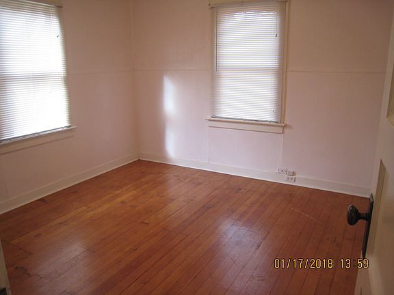 3912 Bedroom