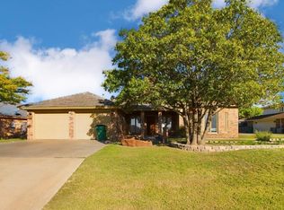 13 N Rim Rd, Ransom Canyon, TX 79366