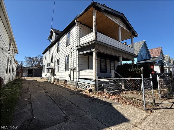 3rd image of 1068 E 68th St