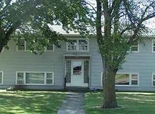 617 14th Ave N, Wahpeton, ND 58075