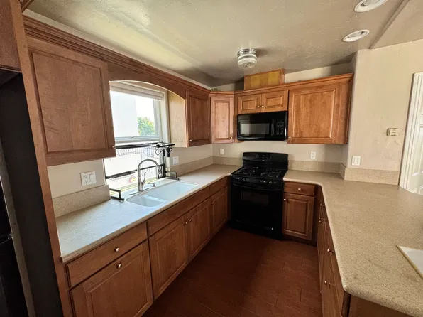 2756 Bayside Walk, San Diego, CA 92109