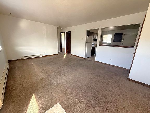 3rd image of 720 2nd St #1