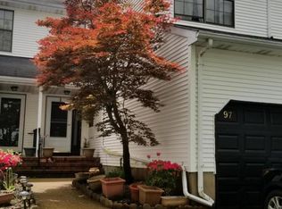 97 Chestnut Way, Manalapan, NJ 07726